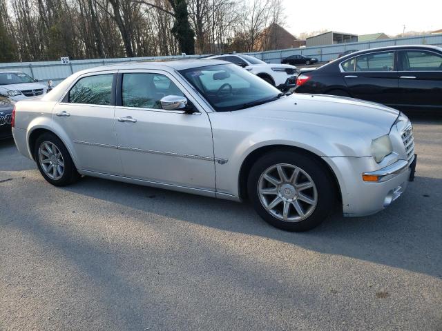 Photo 4 from auction – 2006 CHRYSLER 300C with VIN 2C3KA63H26H439851