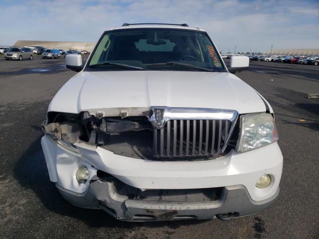 Photo 5 from auction – 2003 LINCOLN NAVIGATOR with VIN 5LMFU27R43LJ37677