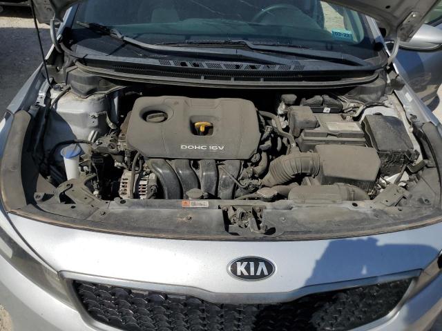 Photo 11 from auction – 2017 KIA FORTE LX with VIN 3KPFL4A72HE137917