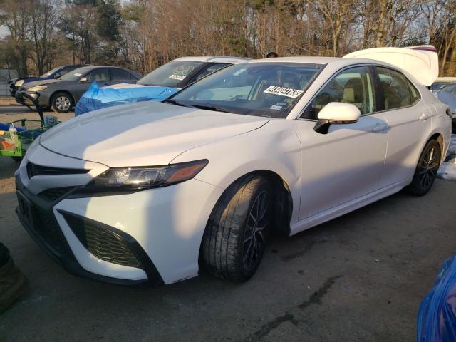 TOYOTA CAMRY SE 2022 with VIN 4T1G11AK7NU659836 - Photo from auction