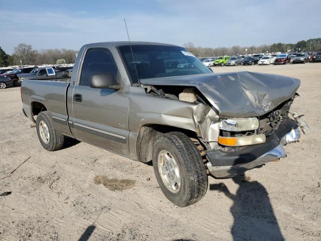 Photo 4 from auction – 2000 CHEVROLET SILVERADO with VIN 1GCEC14V8YZ237481