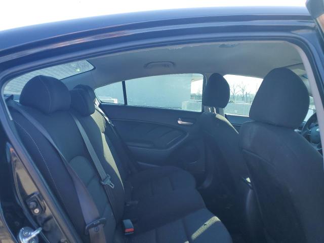 Photo 10 from auction – 2018 KIA FORTE LX with VIN 3KPFK4A71JE242408