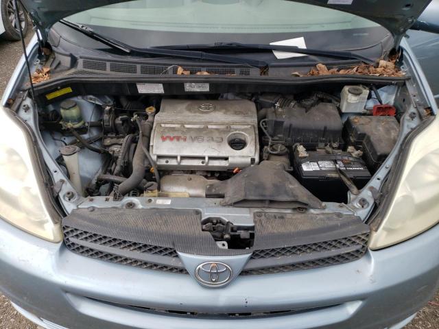 Photo 12 from auction – 2005 TOYOTA SIENNA XLE with VIN 5TDZA22C85S239209