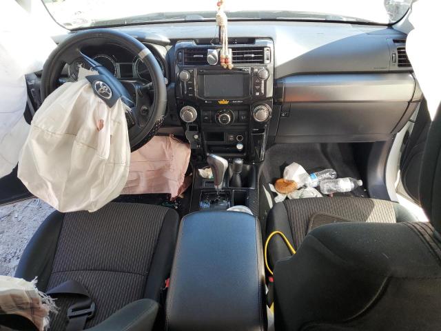 Photo 8 from auction – 2018 TOYOTA 4RUNNER with VIN JTEBU5JR4J5589447
