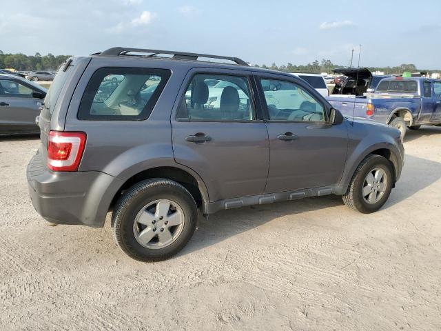 Photo 3 from auction – 2011 FORD ESCAPE XLS with VIN 1FMCU0C70BKB13010