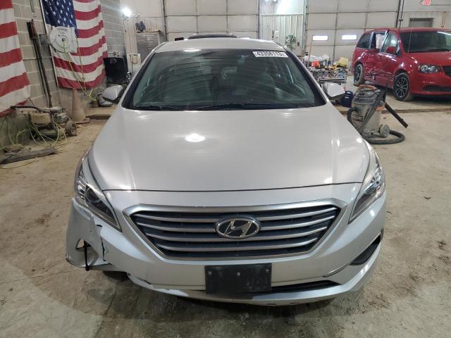 Photo 5 from auction – 2017 HYUNDAI SONATA SE with VIN 5NPE24AF7HH445120