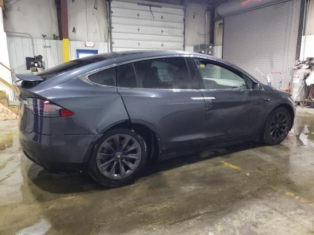 Photo 3 from auction – 2017 TESLA MODEL X with VIN 5YJXCAE29HF075167