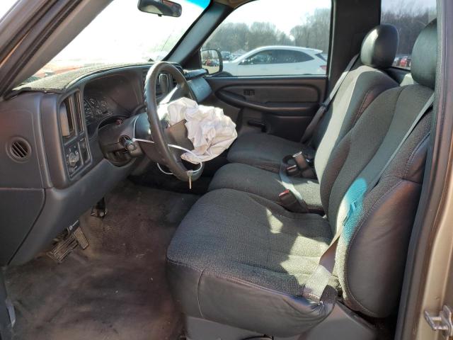 Photo 7 from auction – 2000 CHEVROLET SILVERADO with VIN 1GCEC14V8YZ237481