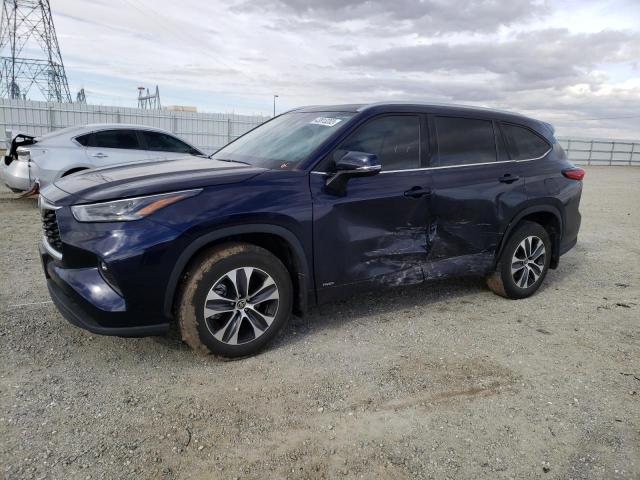 TOYOTA HIGHLANDER 2022 with VIN 5TDHBRCH2NS547357 - Photo from auction
