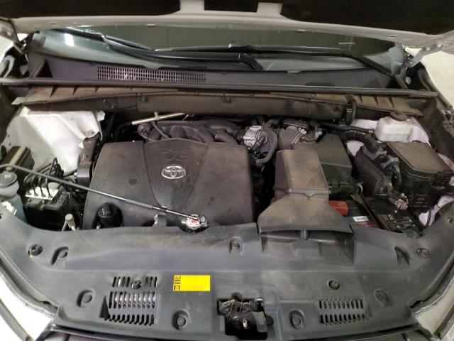 Photo 12 from auction – 2019 TOYOTA HIGHLANDER with VIN 5TDKZRFH7KS308380