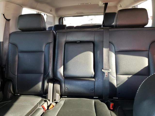 Photo 10 from auction – 2019 CHEVROLET SUBURBAN C with VIN 1GNSCGKC0KR101321