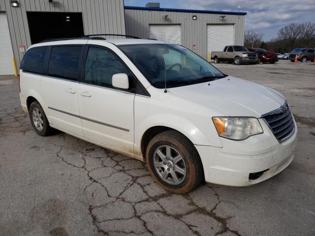 Photo 4 from auction – 2010 CHRYSLER TOWN & COU with VIN 2A4RR5D17AR103477