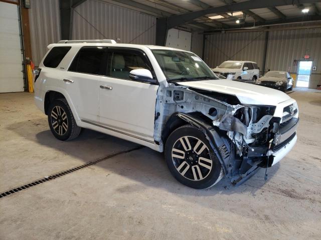 Photo 4 from auction – 2017 TOYOTA 4RUNNER SR with VIN JTEBU5JR1H5425244