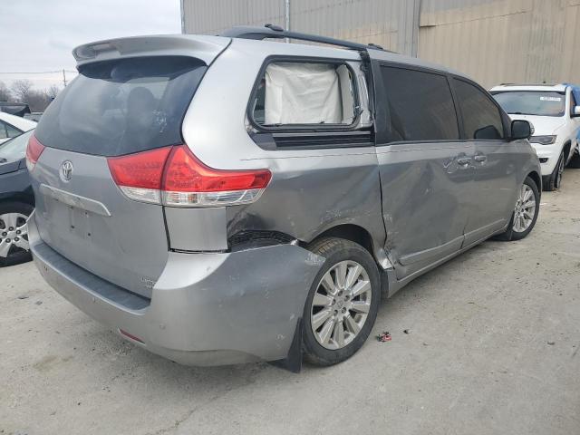 Photo 3 from auction – 2013 TOYOTA SIENNA XLE with VIN 5TDDK3DC7DS050351