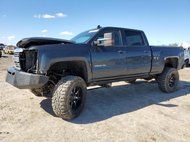 CHEVROLET SILVERADO 2018 with VIN 1GC1KVEY5JF243991 - Photo from auction