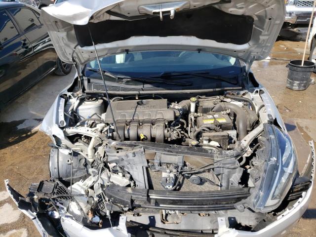 Photo 11 from auction – 2016 NISSAN SENTRA S with VIN 3N1AB7AP5GY276471
