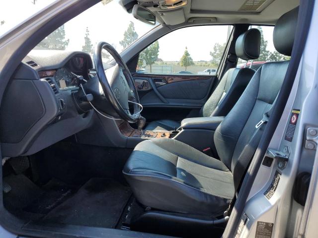 Photo 7 from auction – 2001 MERCEDES-BENZ E 320 with VIN WDBJF65J51B166333