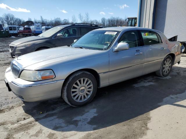 LINCOLN TOWN CAR C 2003 with VIN 1LNHM83W83Y664098 - Photo from auction