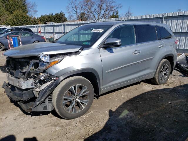 TOYOTA HIGHLANDER 2018 with VIN 5TDBZRFHXJS859806 - Photo from auction
