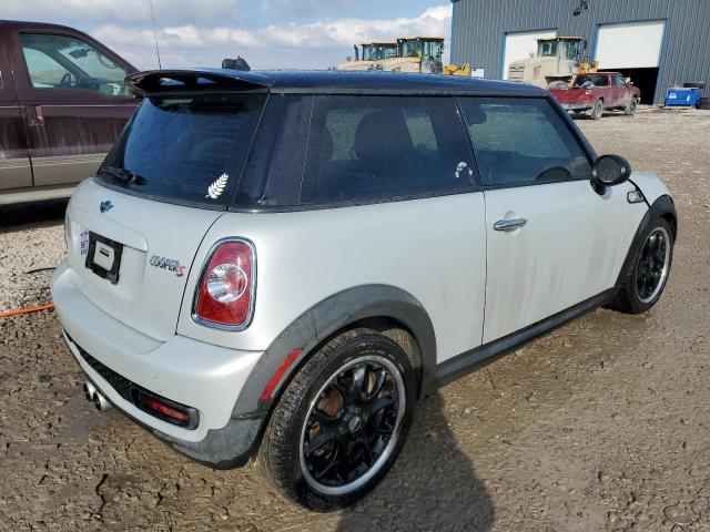 Photo 3 from auction – 2011 MINI COOPER S with VIN WMWSV3C56BTY20522