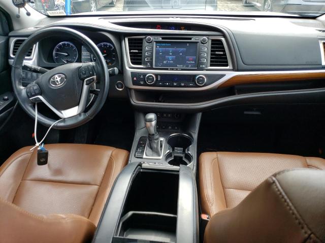 Foto 8 de la subasta – 2017 TOYOTA HIGHLANDER con VIN 5TDDZRFH9HS381168