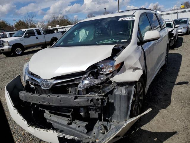 Photo 1 from auction – 2018 TOYOTA SIENNA XLE with VIN 5TDDZ3DC0JS203482
