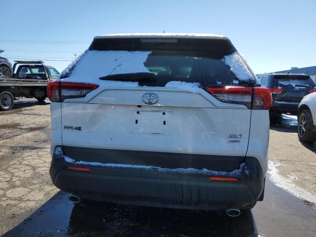 Photo 6 from auction – 2019 TOYOTA RAV4 XLE with VIN JTMP1RFV0KD006105