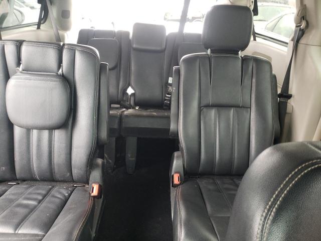 Photo 10 from auction – 2014 CHRYSLER TOWN & COU with VIN 2C4RC1BG9ER440598
