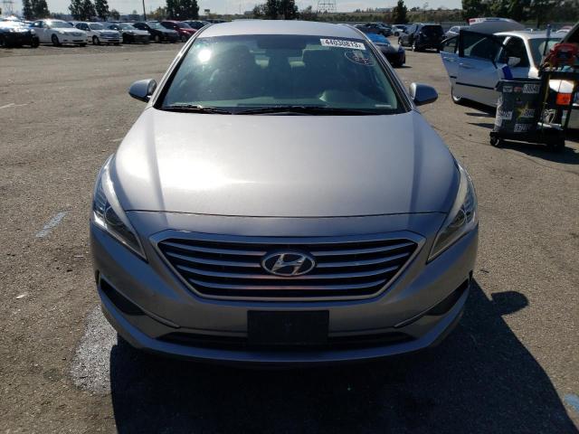 Photo 5 from auction – 2017 HYUNDAI SONATA SE with VIN 5NPE24AF6HH581609