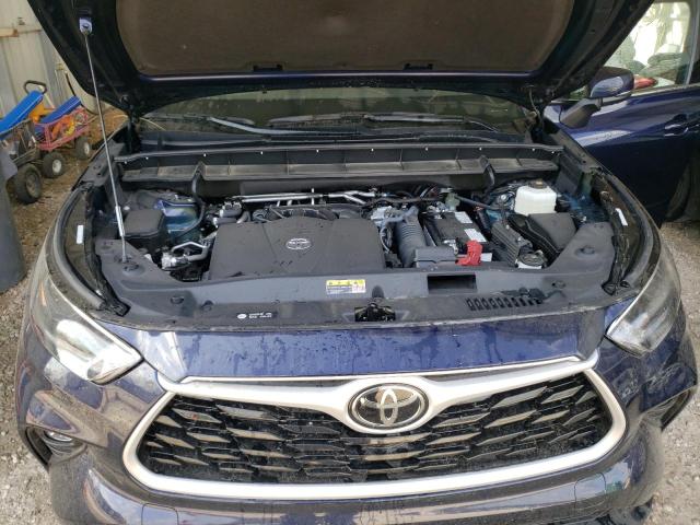 Photo 12 from auction – 2022 TOYOTA HIGHLANDER with VIN 5TDGZRAH0NS552423