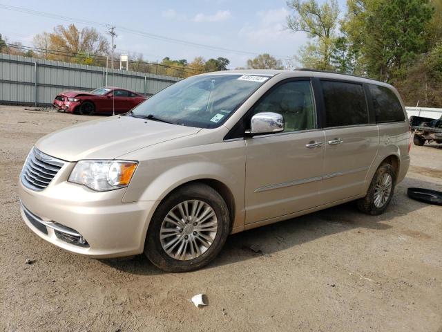 CHRYSLER TOWN & COU 2015 with VIN 2C4RC1CG7FR628990 - Photo from auction