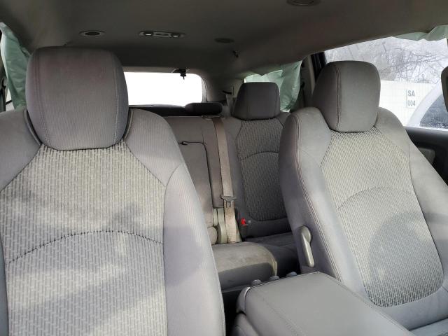 Photo 10 from auction – 2010 CHEVROLET TRAVERSE L with VIN 1GNLREED4AS120554