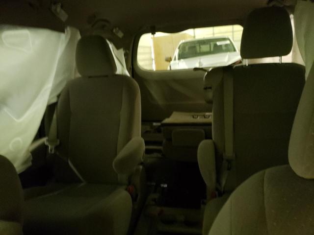 Photo 10 from auction – 2016 TOYOTA SIENNA LE with VIN 5TDKK3DC3GS711238