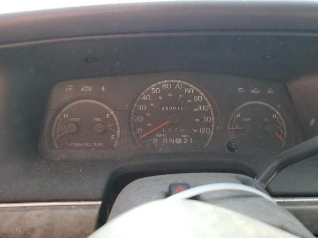 Photo 9 from auction – 1998 FORD CROWN VICT with VIN 2FAFP73W9WX172932