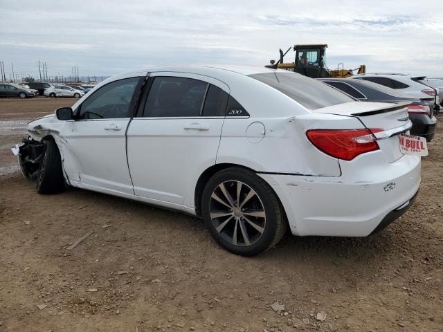 Photo 2 from auction – 2013 CHRYSLER 200 LIMITE with VIN 1C3CCBCG4DN593769