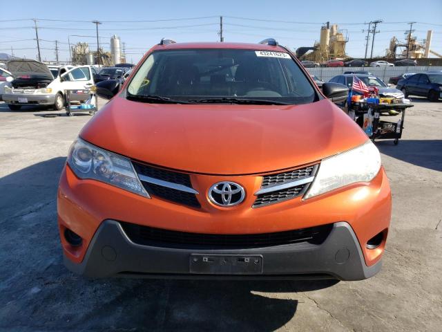 Photo 5 from auction – 2015 TOYOTA RAV4 LE with VIN JTMBFREV6FD113758
