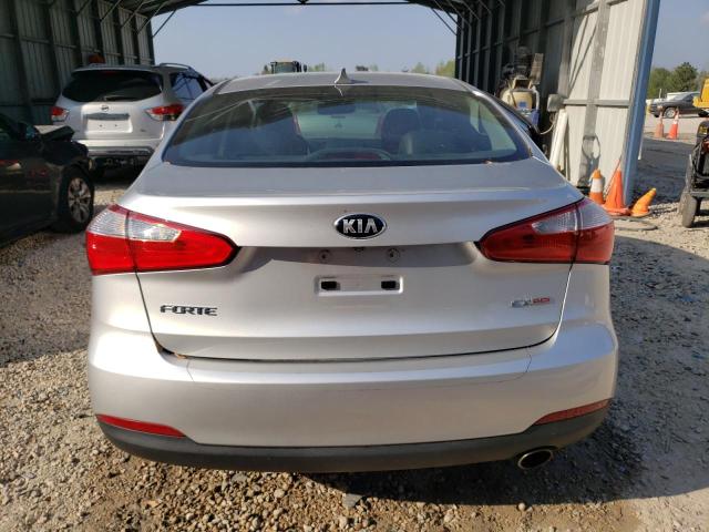 Photo 6 from auction – 2015 KIA FORTE EX with VIN KNAFZ4A86F5305362