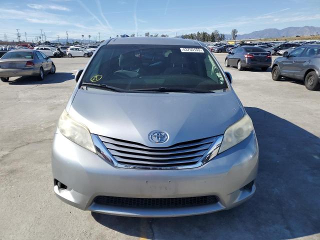 Photo 5 from auction – 2015 TOYOTA SIENNA LE with VIN 5TDKK3DC0FS530094