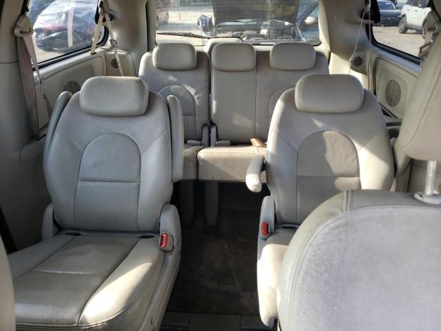 Photo 10 from auction – 2005 CHRYSLER TOWN & COU with VIN 2C4GP64L35R174157