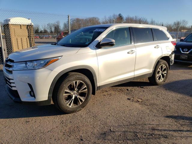 TOYOTA HIGHLANDER 2019 with VIN 5TDBZRFH3KS964589 - Photo from auction