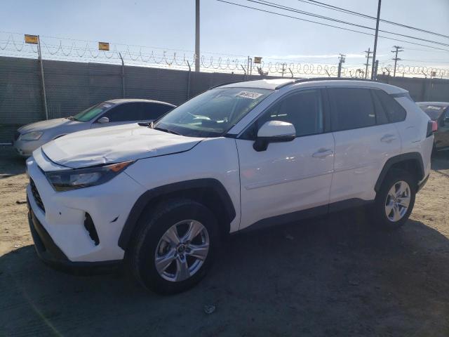 TOYOTA RAV4 XLE 2021 with VIN 2T3W1RFV2MW119975 - Photo from auction