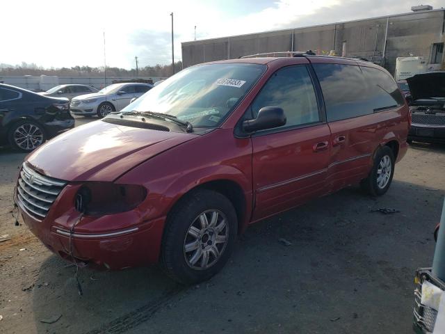 CHRYSLER TOWN & COU 2005 with VIN 2C4GP64L35R174157 - Photo from auction