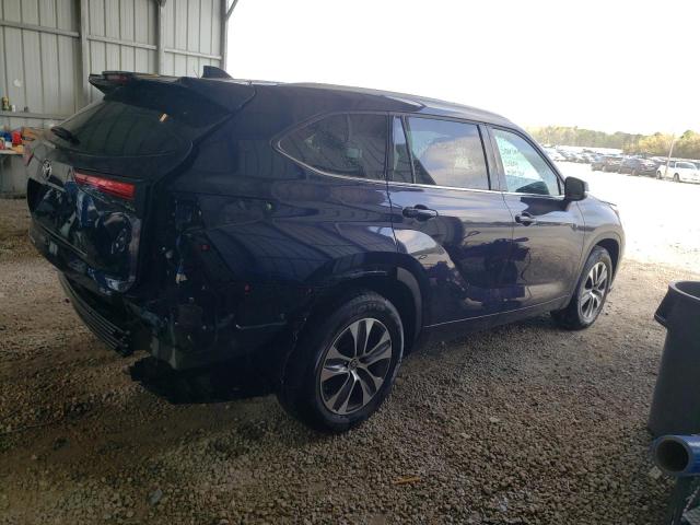 Photo 3 from auction – 2022 TOYOTA HIGHLANDER with VIN 5TDGZRAH0NS552423