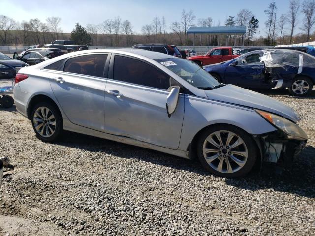 Photo 4 from auction – 2011 HYUNDAI SONATA SE with VIN 5NPEC4AC3BH122659