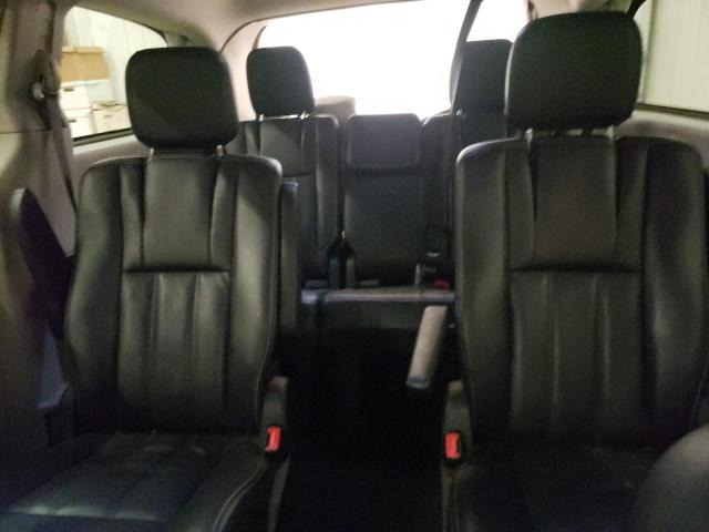 Photo 10 from auction – 2012 CHRYSLER TOWN & COU with VIN 2C4RC1BG9CR313685