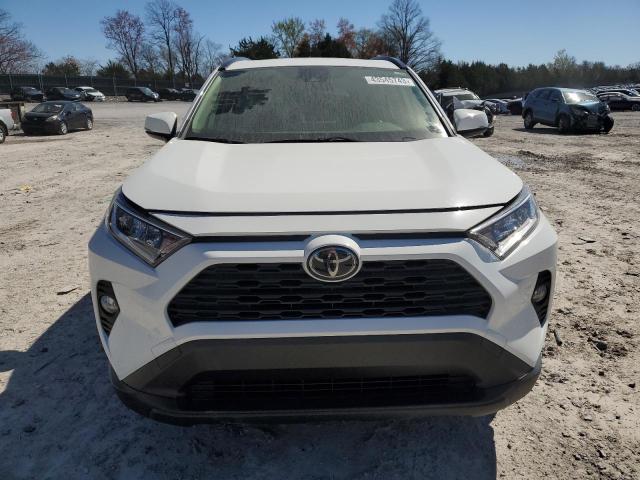 Photo 5 from auction – 2019 TOYOTA RAV4 XLE with VIN JTMP1RFV5KD500606