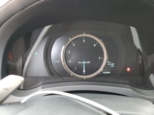 Photo 9 from auction – 2019 LEXUS IS 300 with VIN JTHBA1D2XK5096442
