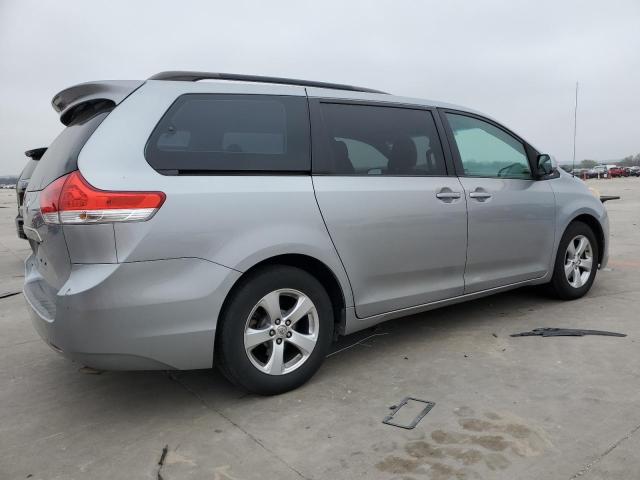Photo 3 from auction – 2011 TOYOTA SIENNA LE with VIN 5TDKK3DC3BS072836