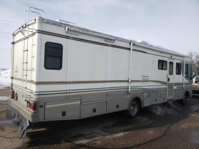 Photo 4 from auction – 2000 FLEETWOOD BOUNDER with VIN 3FCNF53S5XJA35253