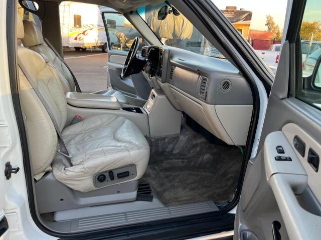 Photo 5 from auction – 2002 GMC YUKON with VIN 1GKEC13T42R273065